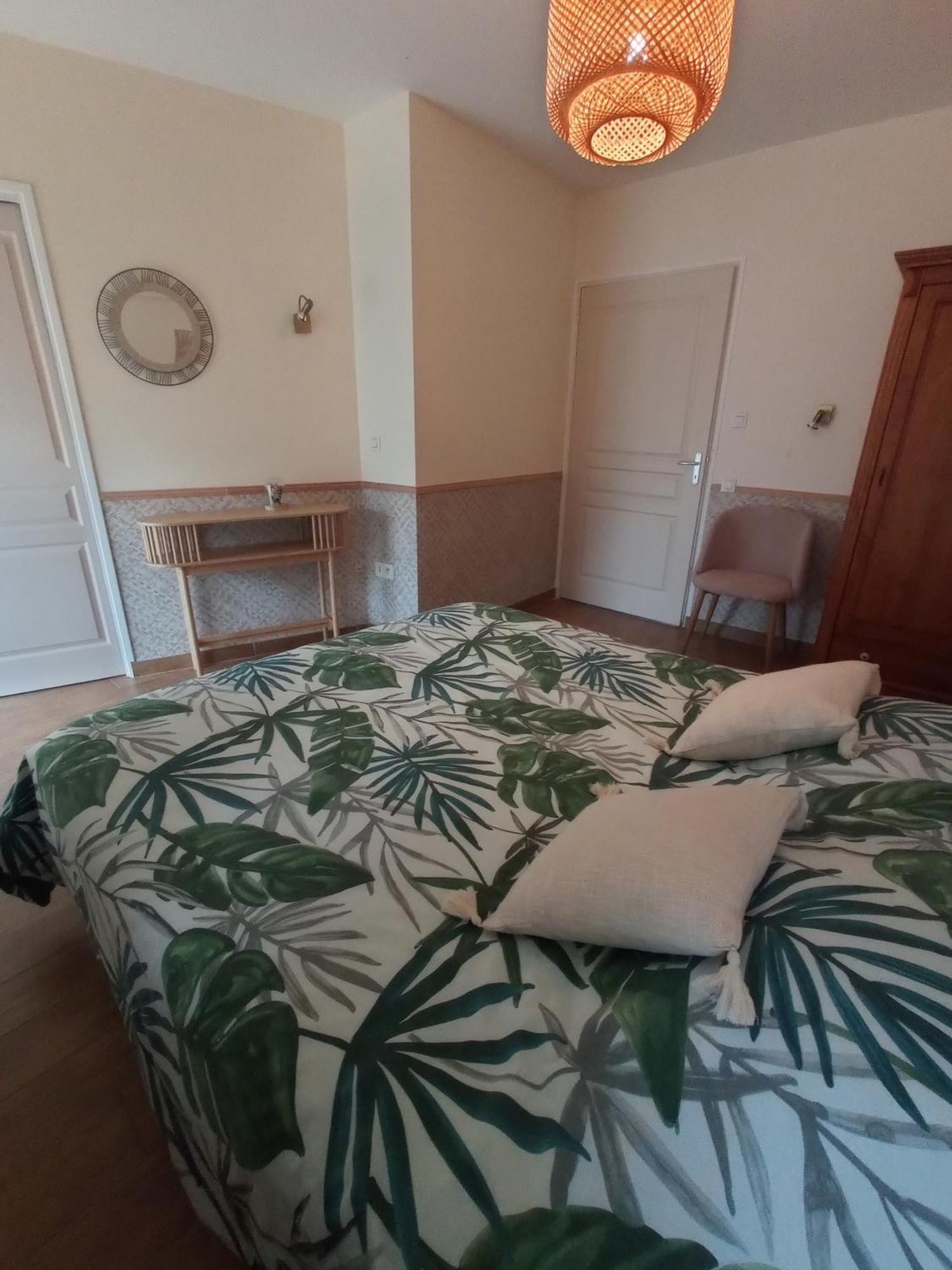 Chambres D'Hotes La Roche Saint-Hilaire-des-Landes Dış mekan fotoğraf