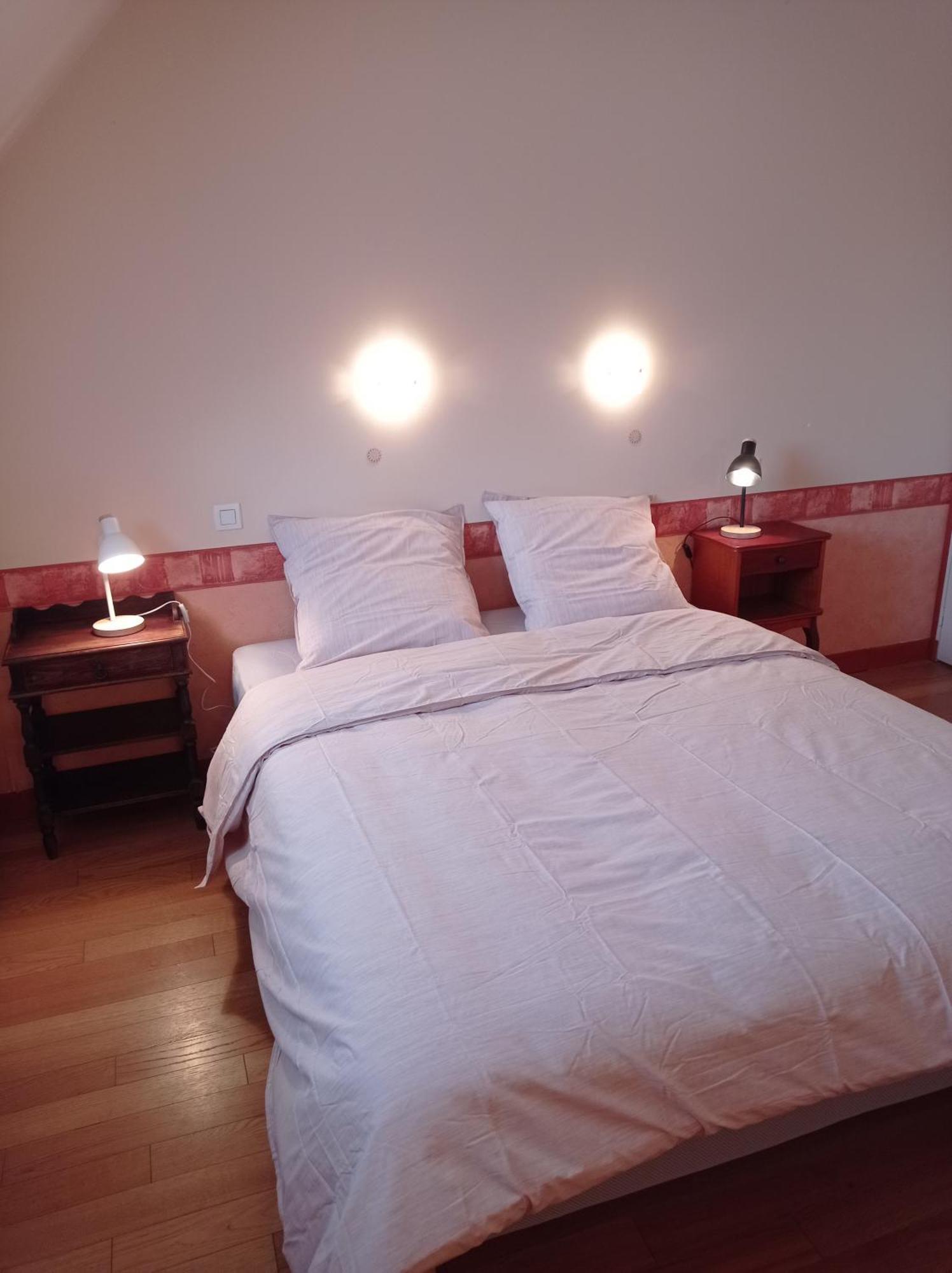 Chambres D'Hotes La Roche Saint-Hilaire-des-Landes Oda fotoğraf